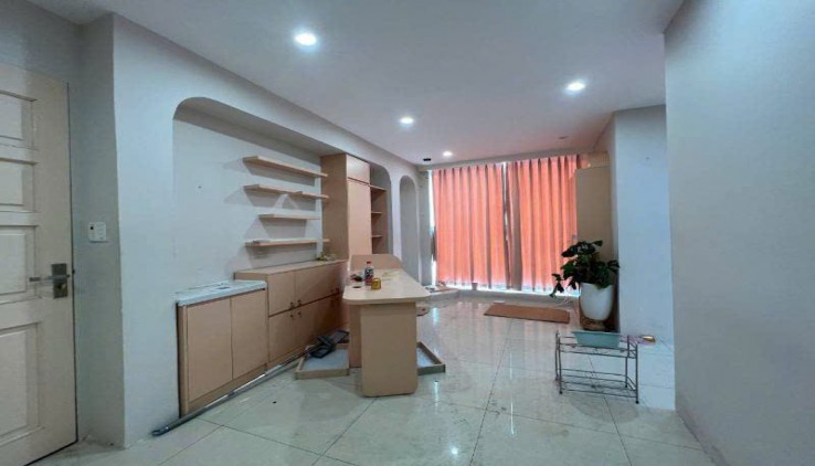 CHO THUÊ NHÀ MẶT PHỐ ĐÀO TẤN KD CÀ PHÊ, KD SẠCH - 4.5 TẦNG, MT 8M, 60 TRIỆU (KO HÀNG ĂN)